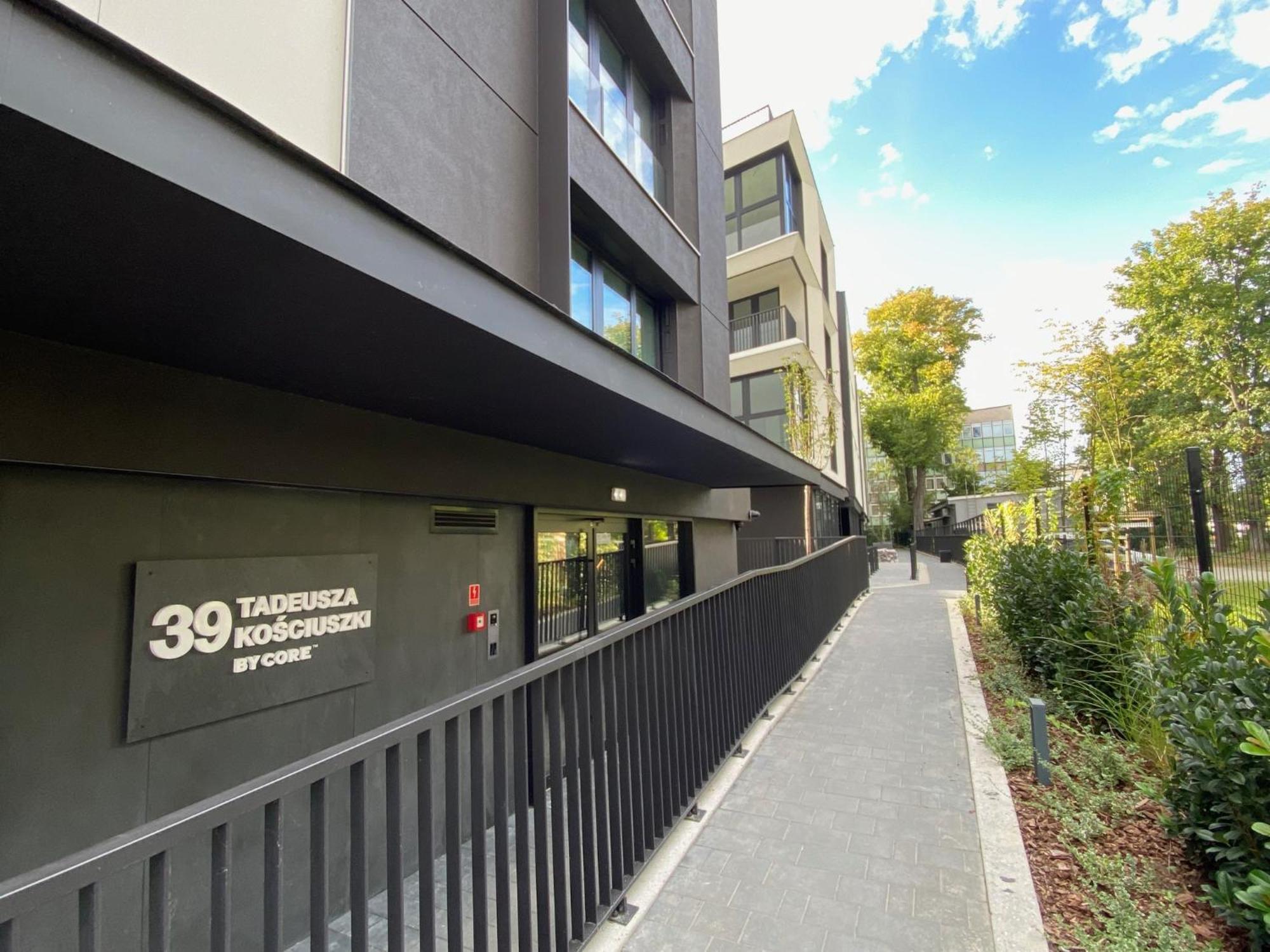 Vistula Avenue Apartment Free Parking, Swimming Pool, Sauna & Gym Krasków Eksteriør bilde